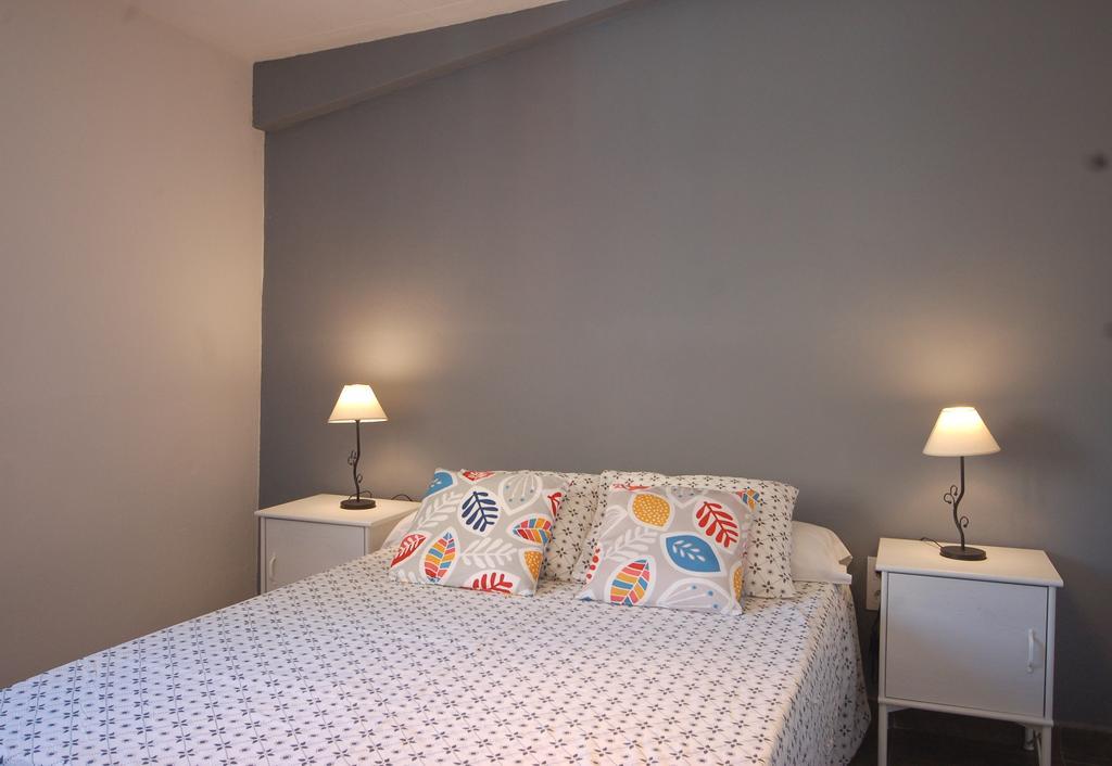 Lets Holidays Cozy Apartment 70 M. From The Beach In Tossa ตอสซาเดมาร์ ภายนอก รูปภาพ